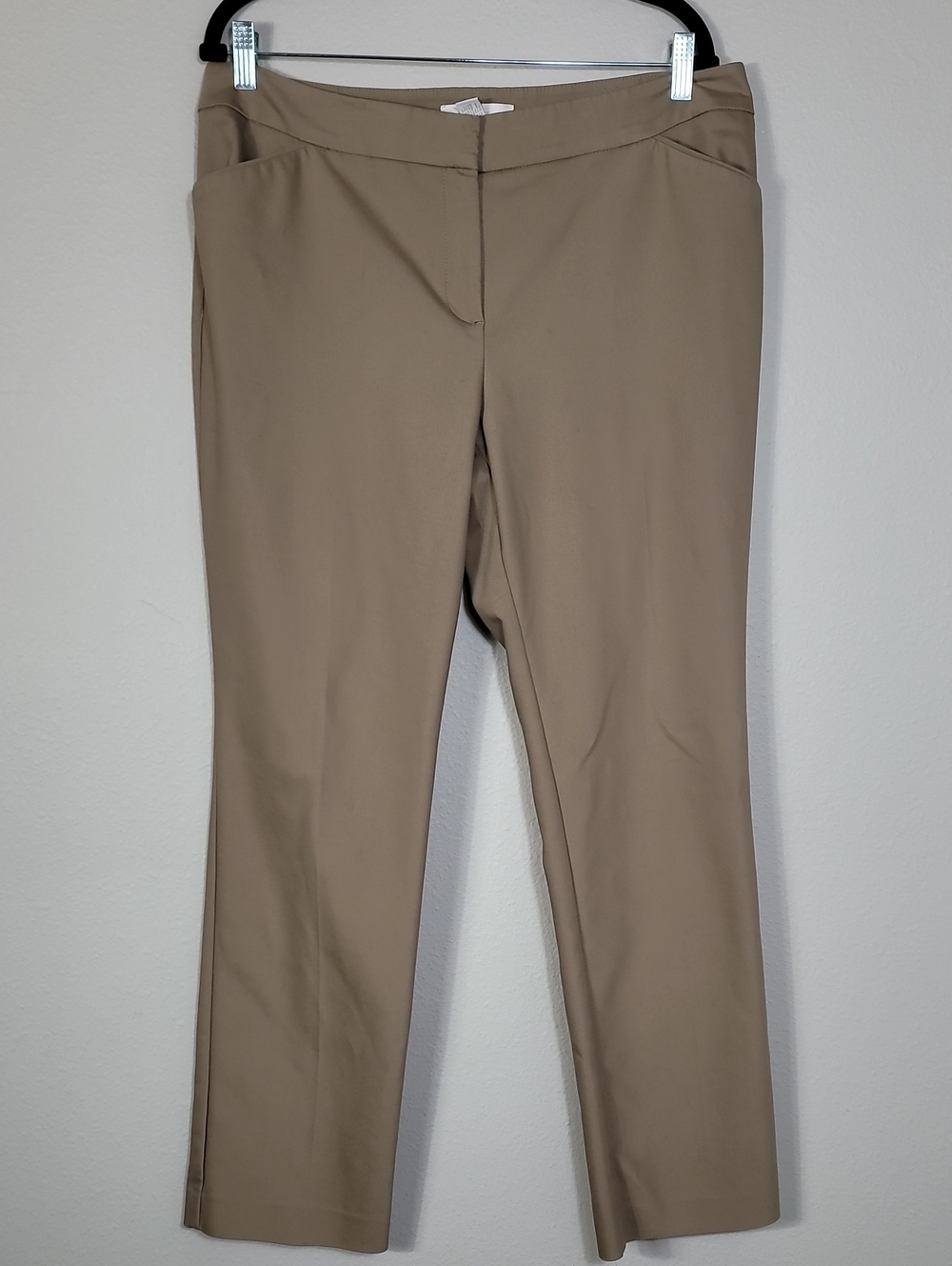 Chicos Khaki Straight Leg Pants Size 2 Large Tan Career Old Money Classic
